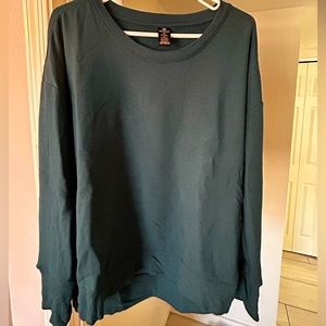 Light weight sweatshirt